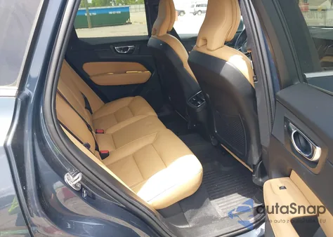 2022 Volvo Xc60 B5 Inscription from USA, damaged, VIN YV4L12RL8N1008493